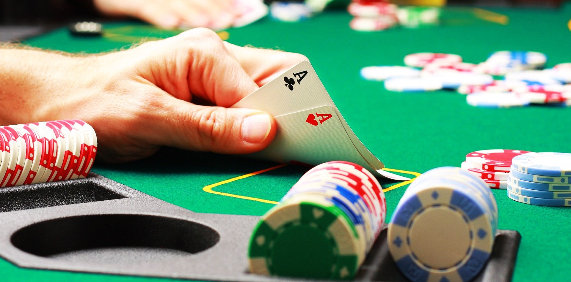 Nắm chắc thứ tự hand trong luật poker Quốc tế